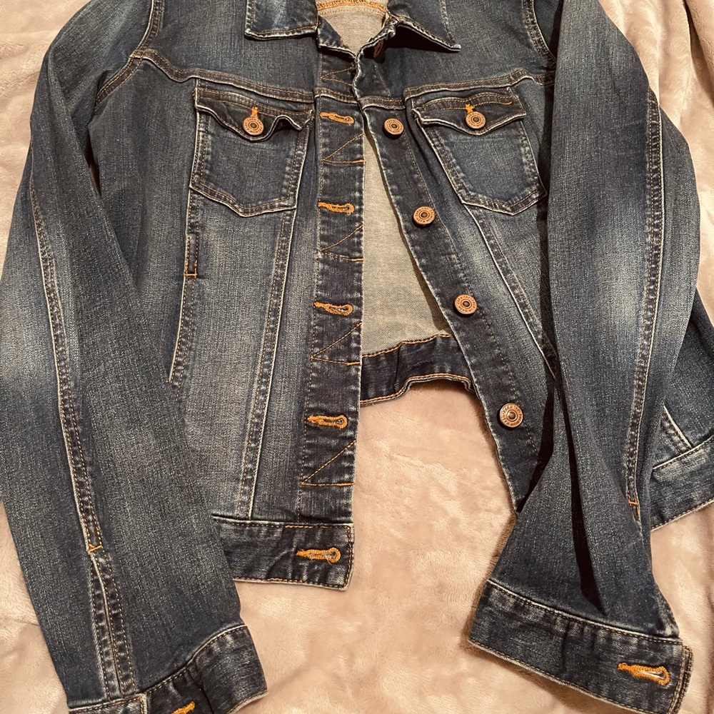 Jacket - Picture 2 of 4